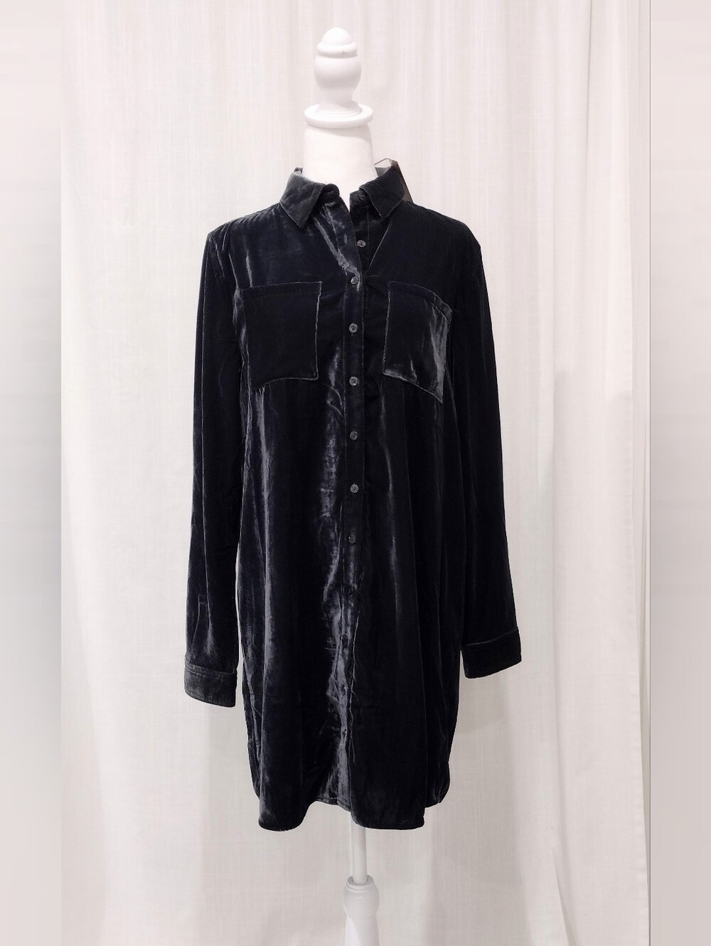 NATURAL LIFE Sz S Black Velvet Button-Down Shirtfe.